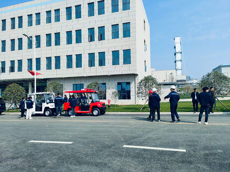 交付新力量：電動(dòng)觀(guān)光車(chē)、巡邏車(chē)、消防車(chē)、貨車(chē)為廠(chǎng)區(qū)添彩